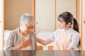 写真：体調不良時のお世話