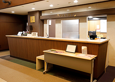 写真：フロントサービス