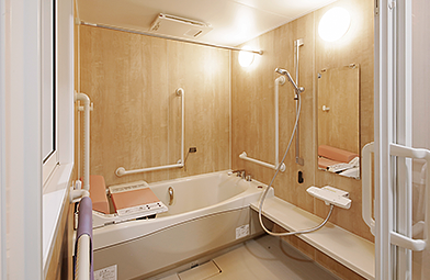 写真：小浴室（予約制）