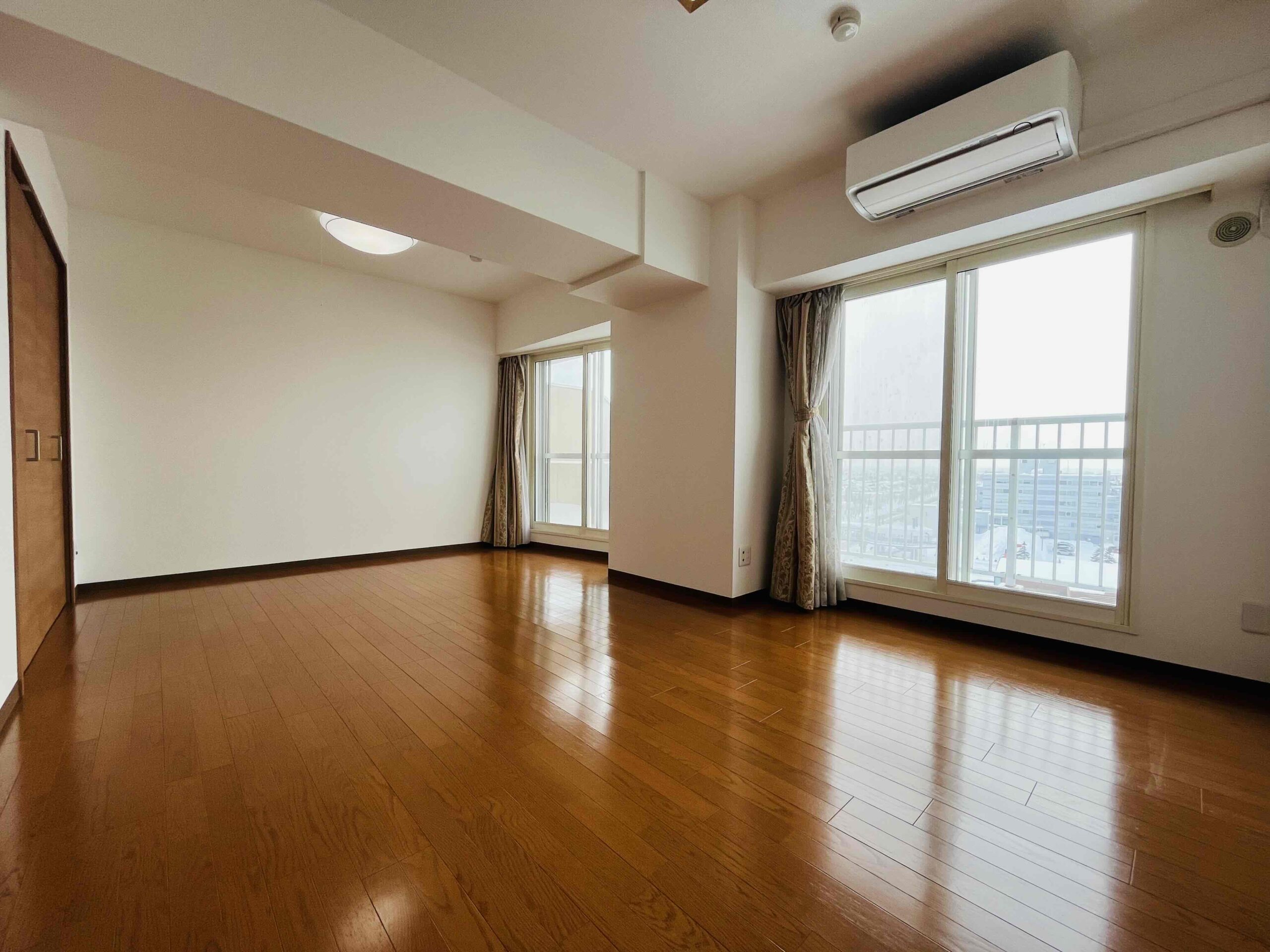 1-901リビングダイニング